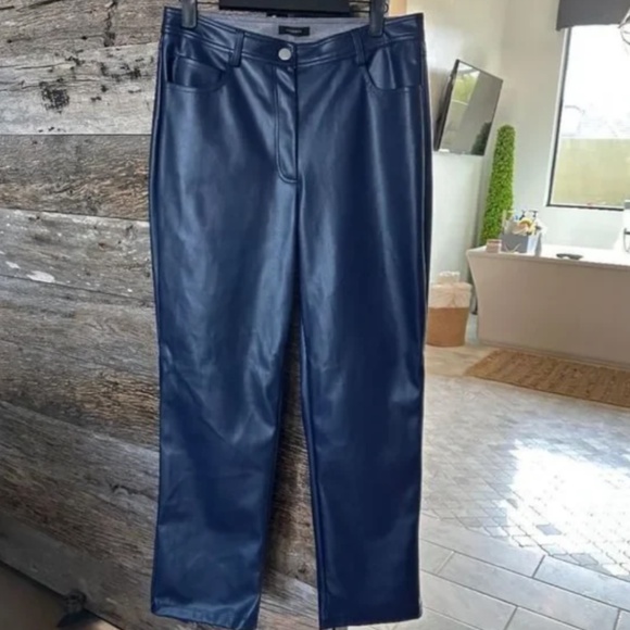 HALOGEN Classic Navy 5 Pocket Faux Leather Straight Leg Crop Pants - Picture 7 of 9